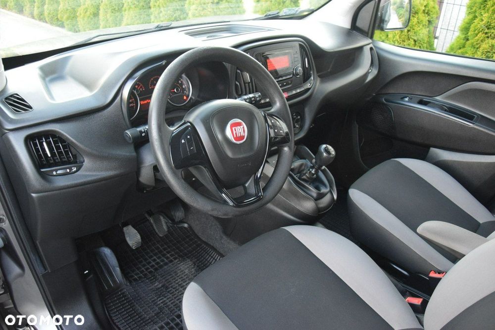 Fiat Doblo 1.4 T-Jet 16V Lounge - 28