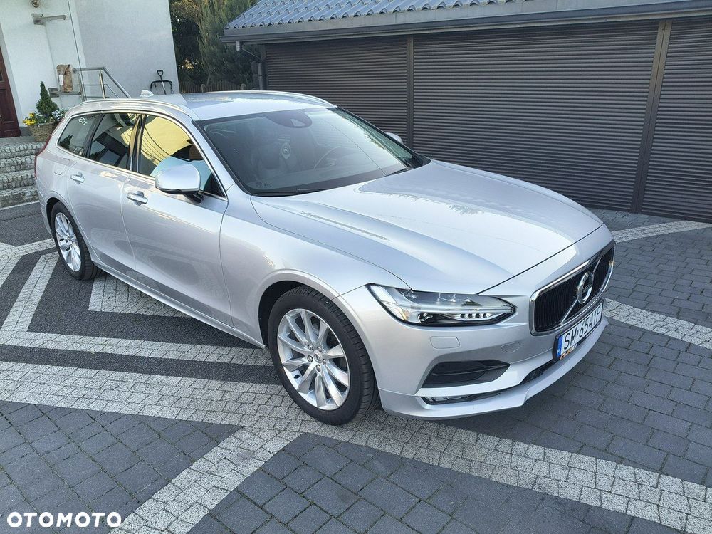 Volvo V90 D3 Momentum - 4