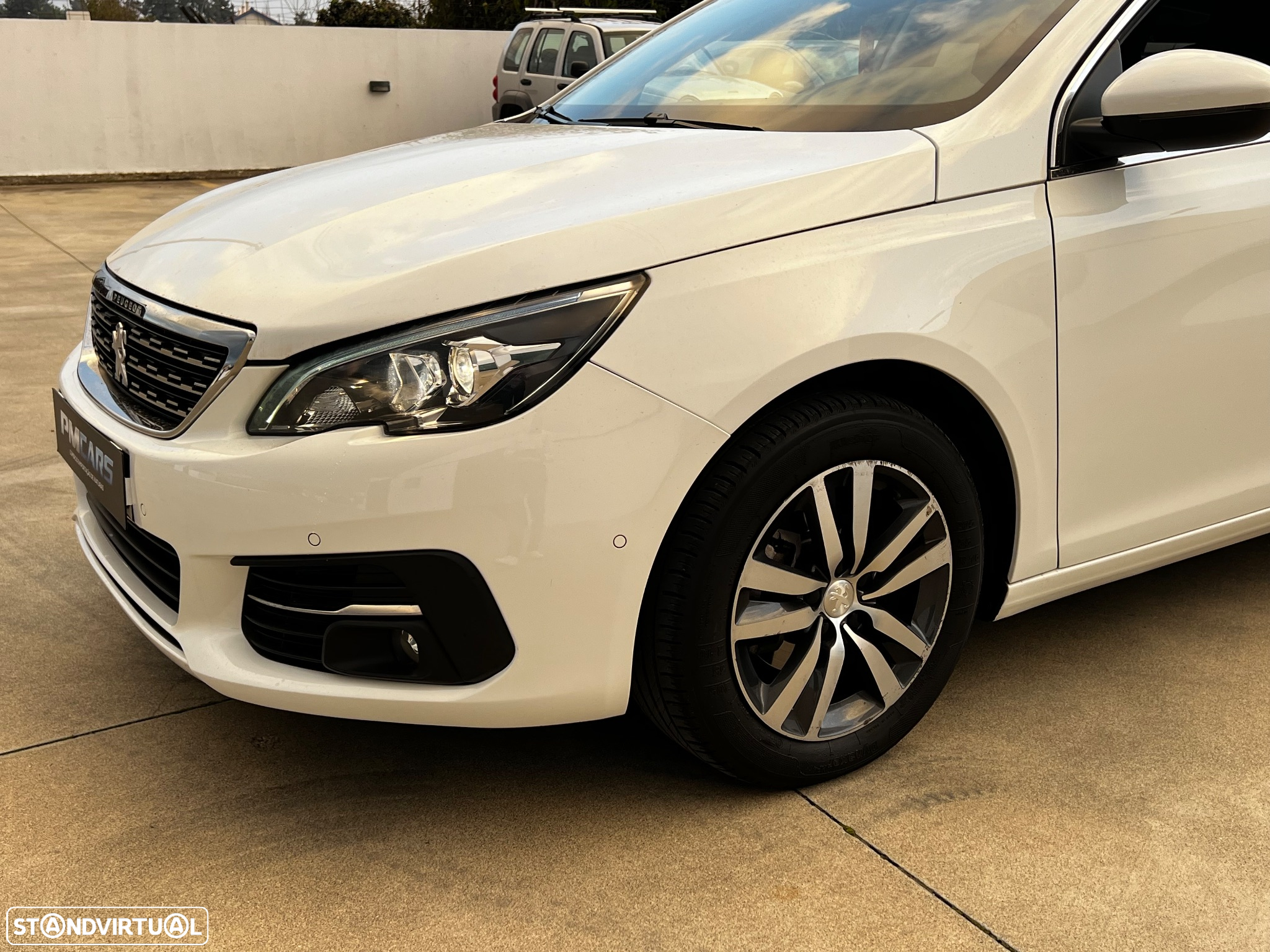 Peugeot 308 SW 1.2 PureTech Allure Full LED - 20