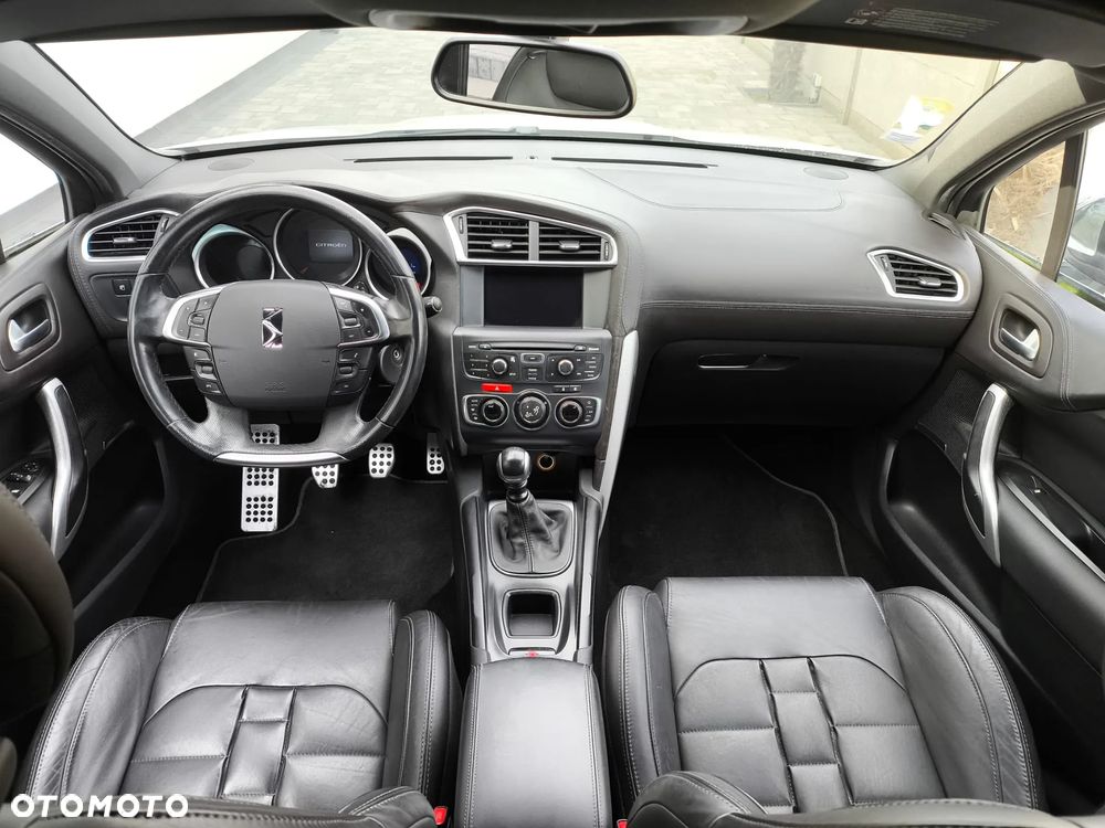 Citroën DS4 2.0 HDi SportChic - 18