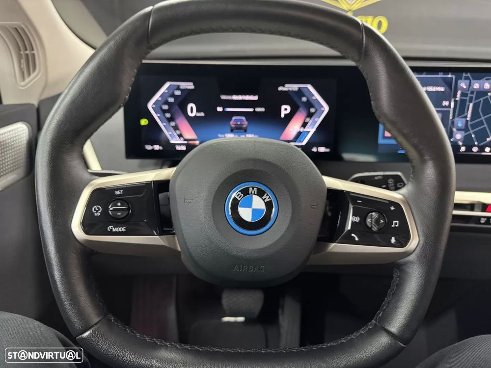 BMW iX xDrive 40 Pack Desportivo - 50