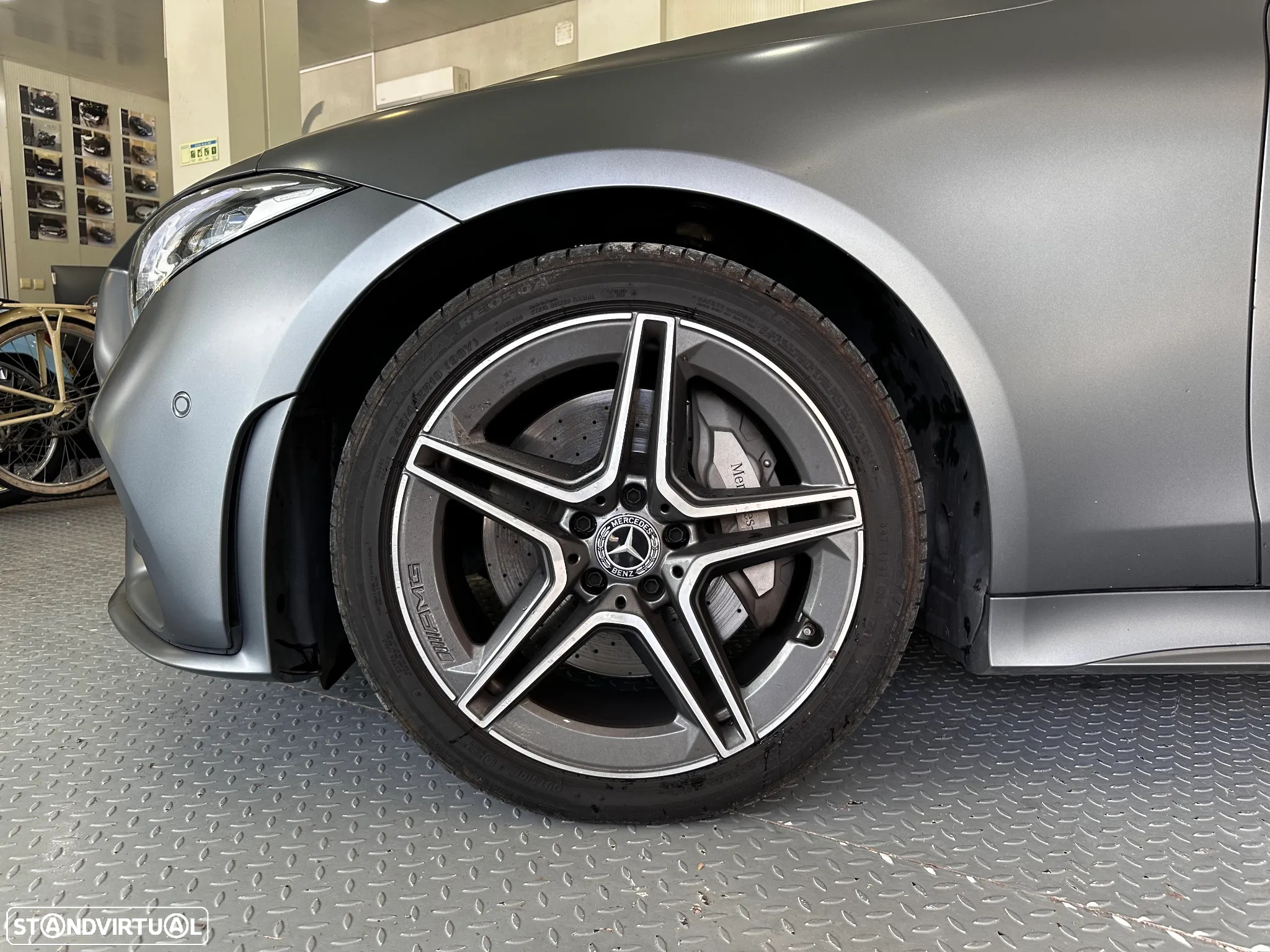 Mercedes-Benz CLS 400 d 4Matic 9G-TRONIC AMG Line - 12