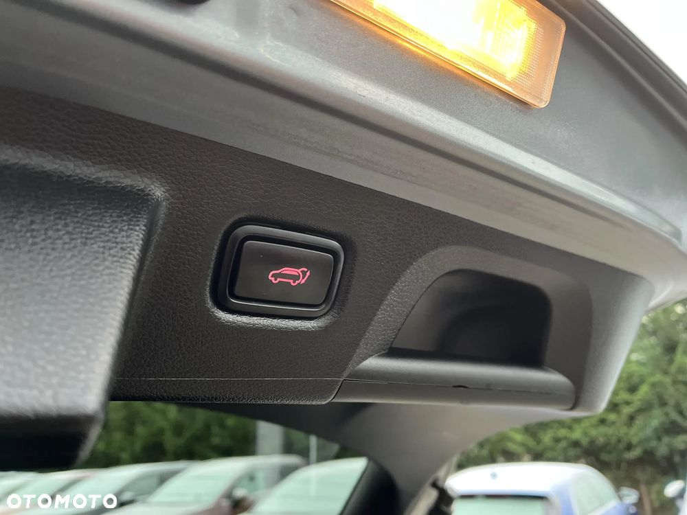 Kia ProCeed 1.6 T-GDI GT DCT - 19