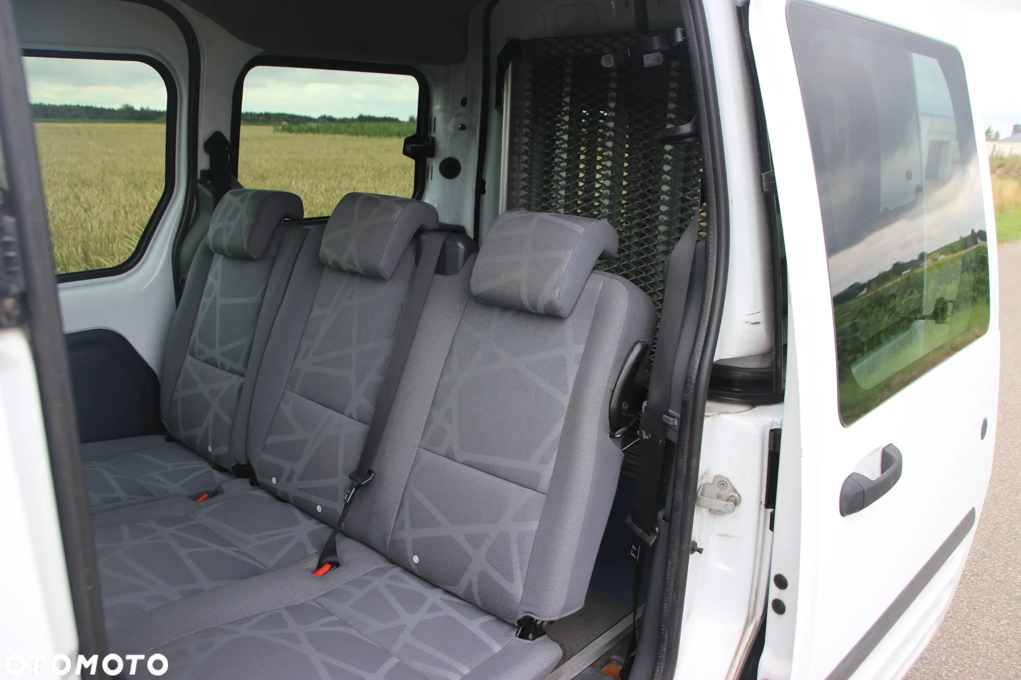 Ford Tourneo Connect - 4