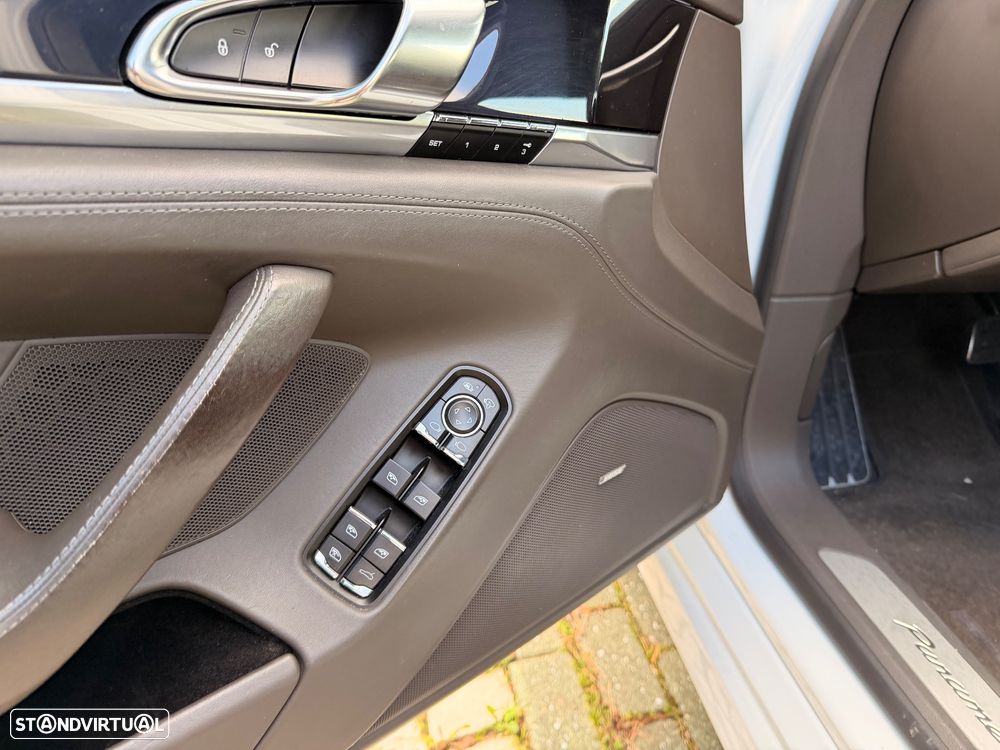 Porsche Panamera S Hybrid - 8