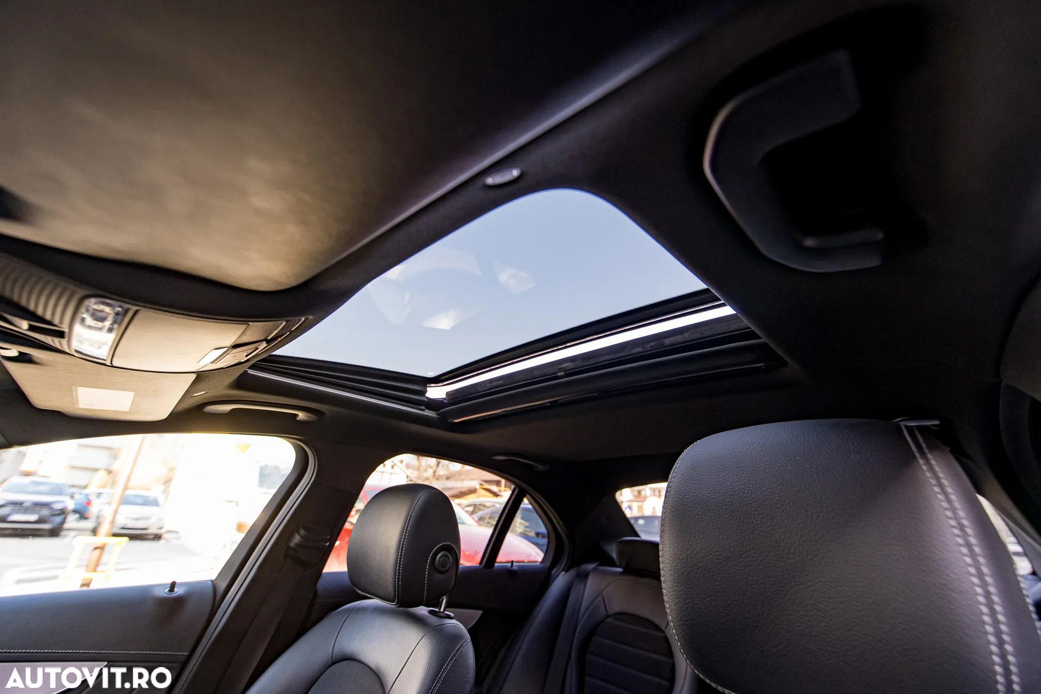 Mercedes-Benz C 300 9G-TRONIC AMG Line - 33
