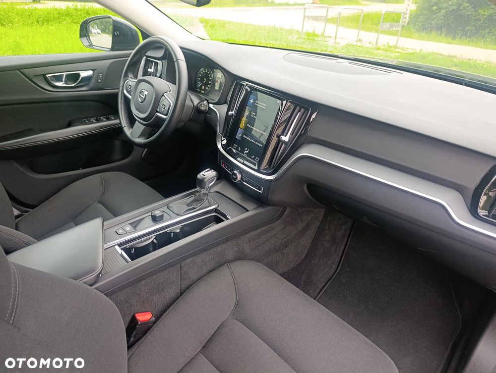 Volvo V60 D3 AWD Geartronic Momentum - 20