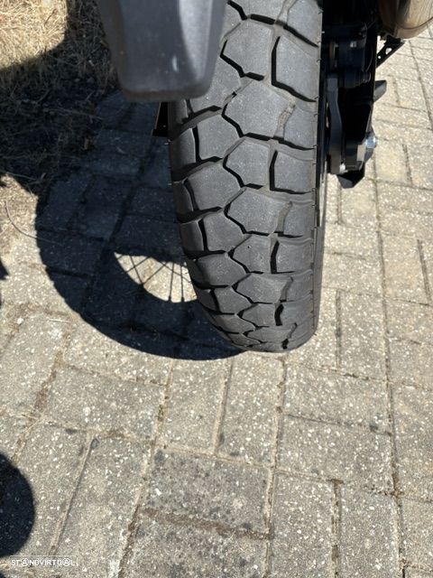 Honda Africa Twin 1100 DCT - 11