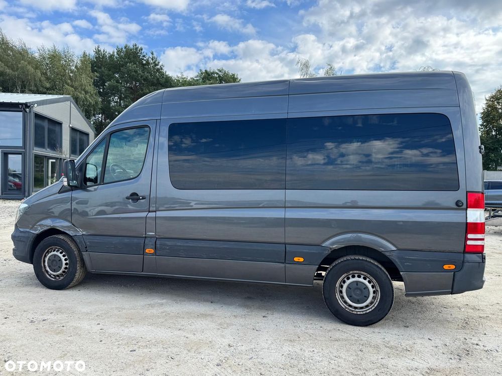Mercedes-Benz Sprinter - 2