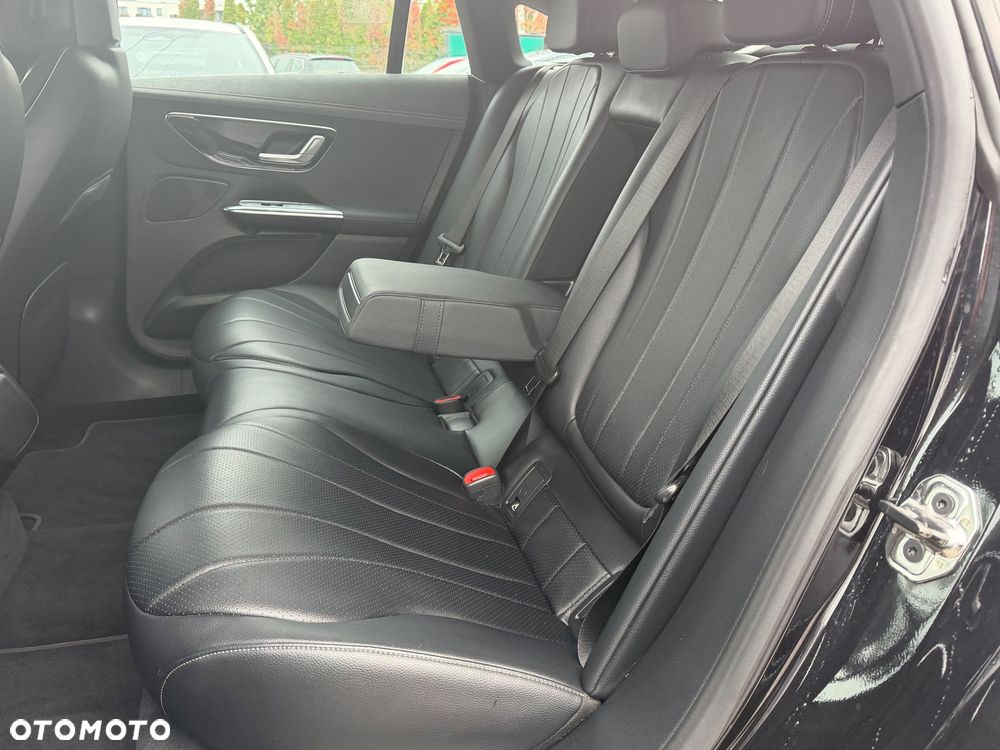 Mercedes-Benz EQE 350+ 90.5kWh - 26