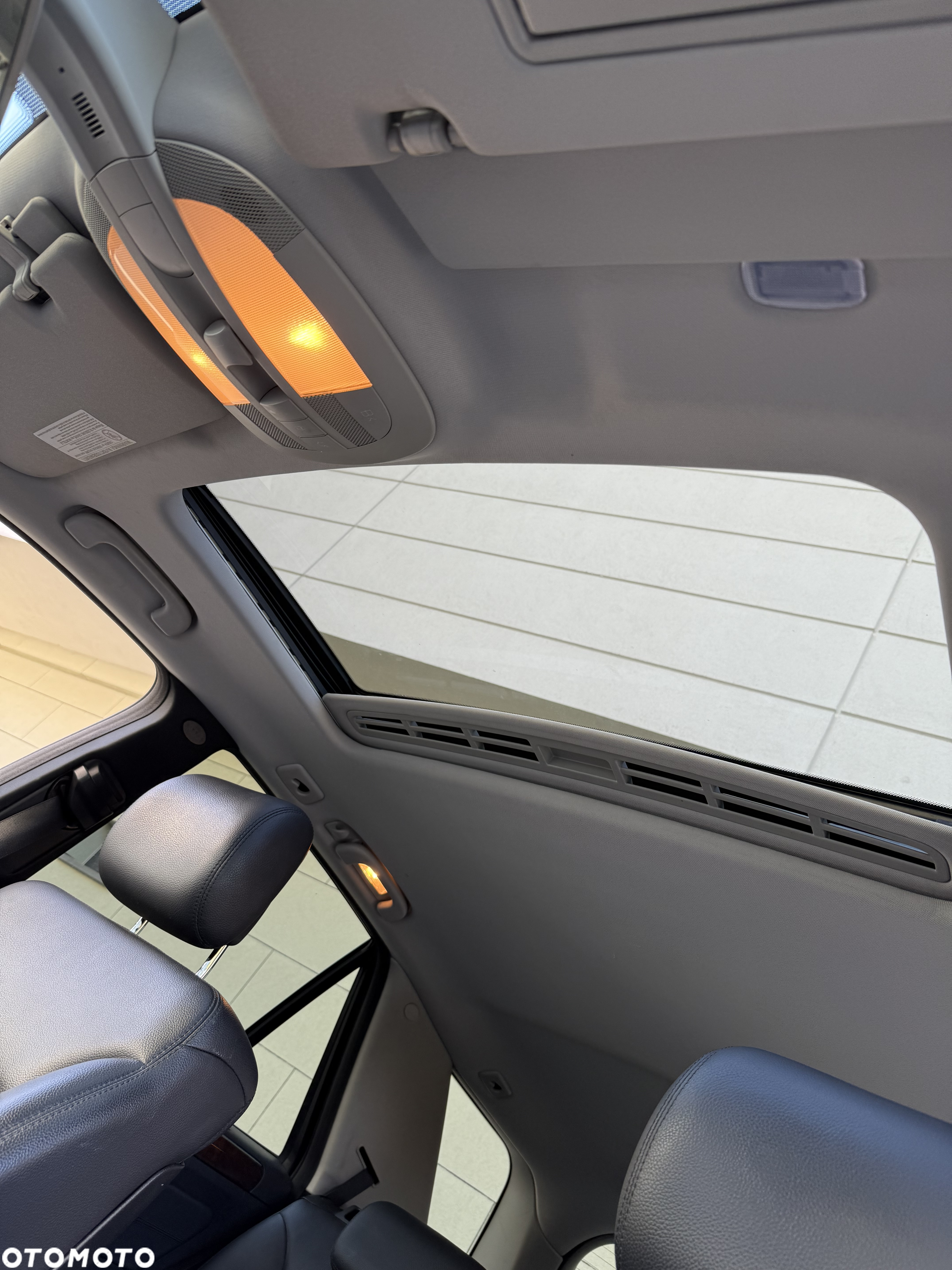 Mercedes-Benz ML 350 4-Matic - 13