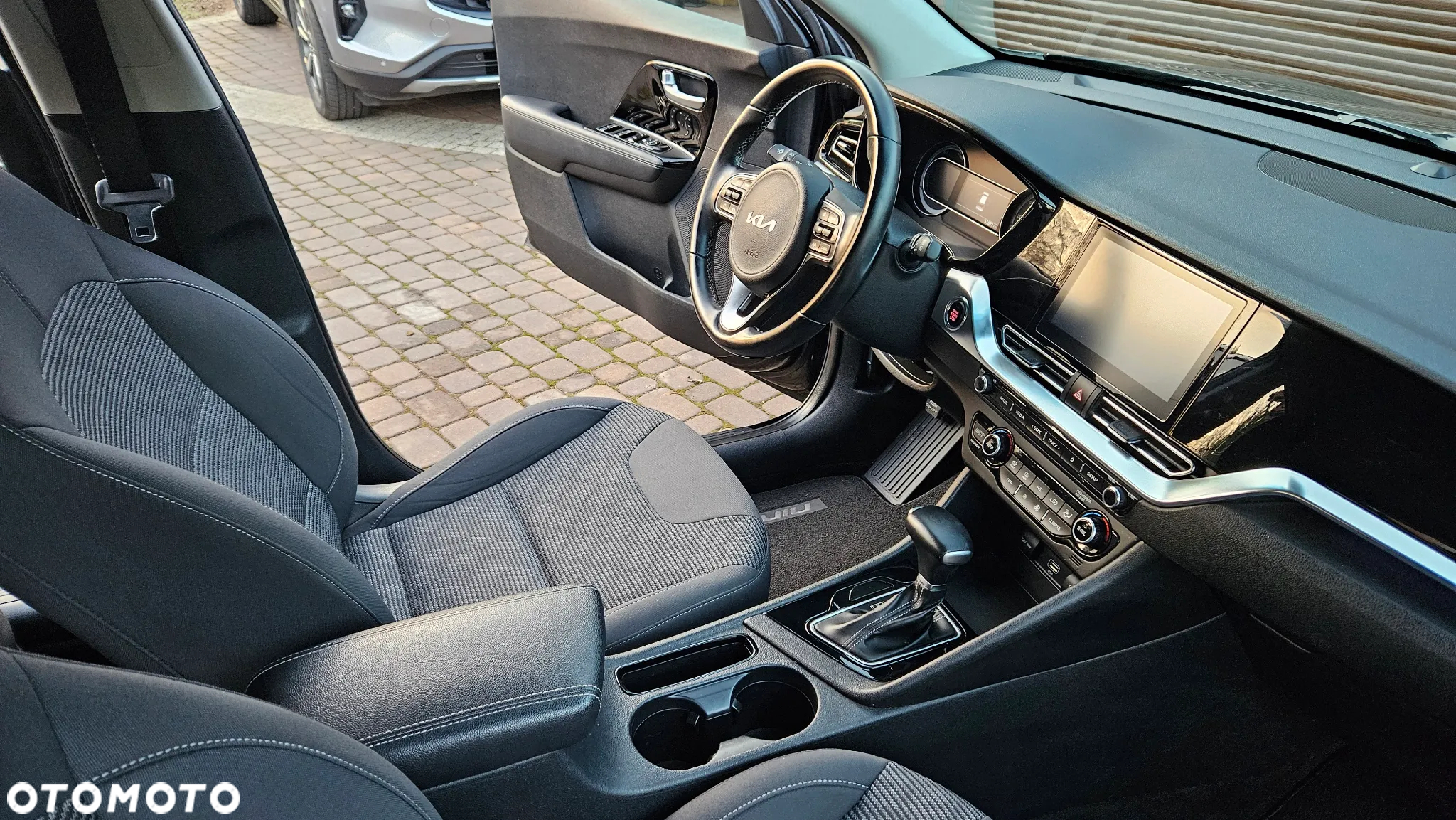 Kia Niro - 27