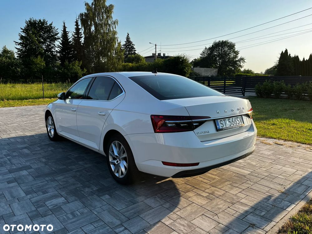 Skoda Superb 2.0 TDI Style DSG - 5