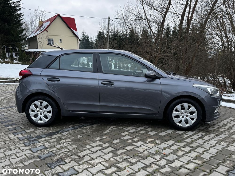 Hyundai i20 blue 1.2 Classic - 7