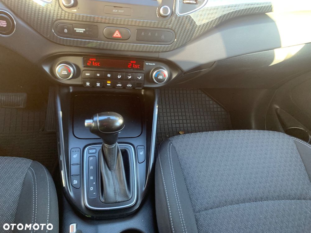 Kia Carens 1.7 CRDi L 7DCT - 7