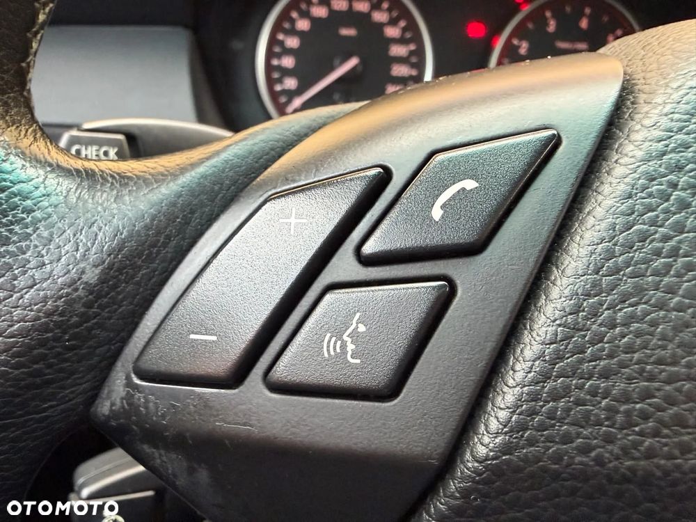 BMW Seria 5 520i Edition Exclusive - 36