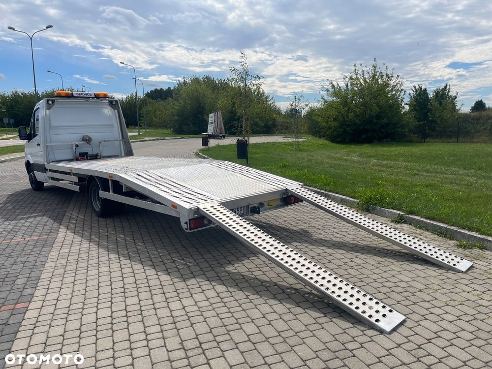 Mercedes-Benz Sprinter - 4