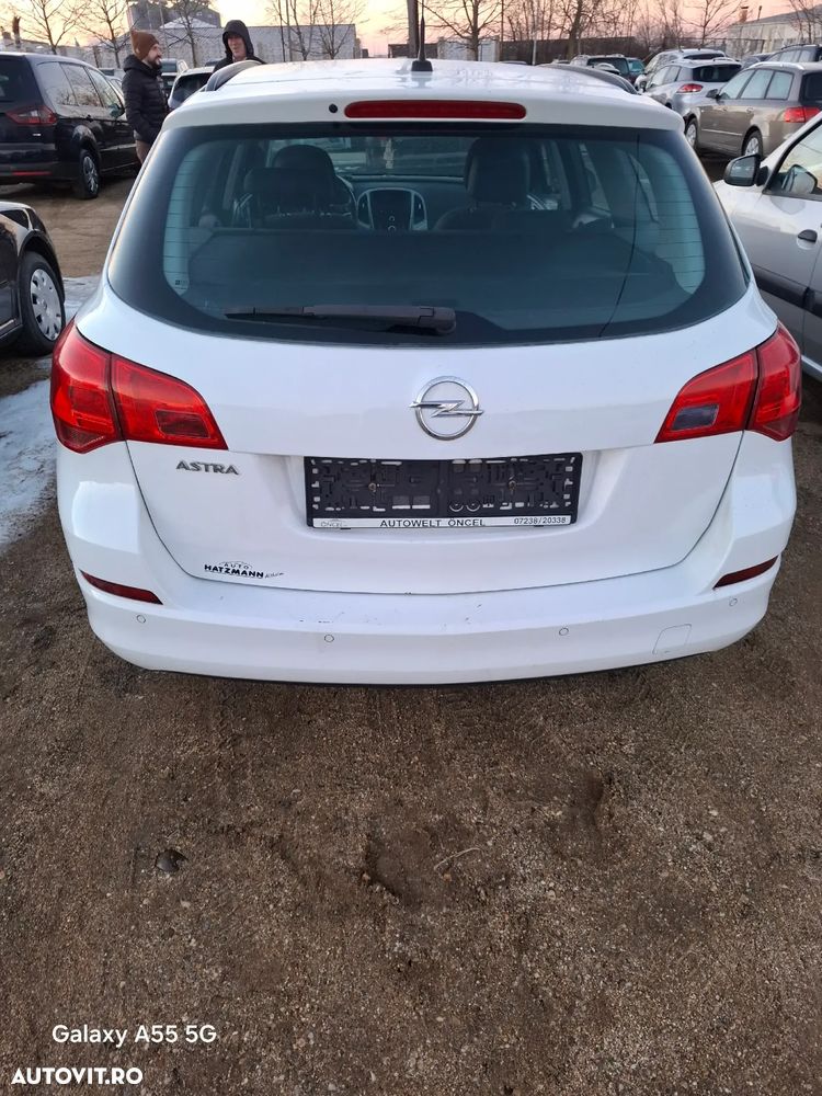 Opel Astra 1.6 CDTI DPF ecoFLEX Start/Stop ENERGY - 2