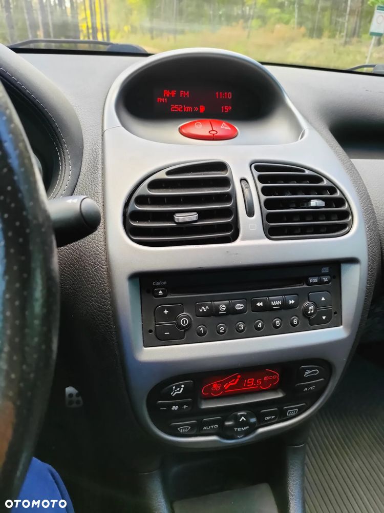 Peugeot 206 1.4 Quiksilver - 8
