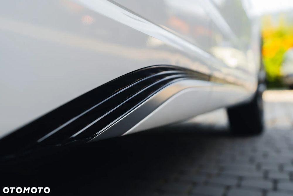 Hongqi HS5 2.0T Executive AWD - 10