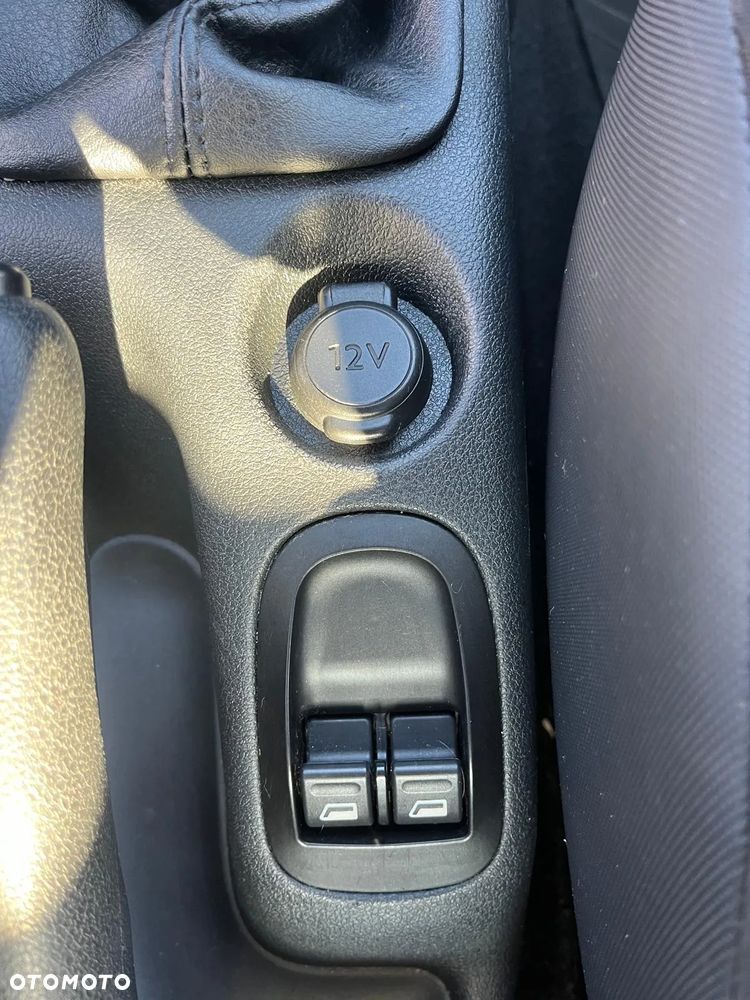 Peugeot 206 plus 206+ 1.1 Presence Euro5 - 27