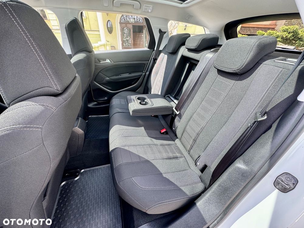 Peugeot 308 BlueHDi 120 Stop & Start Business-Line - 26
