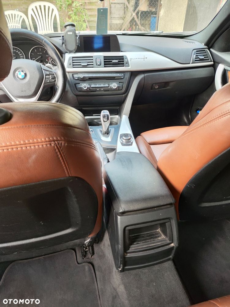 BMW Seria 3 320d Efficient Dynamic Edition - 8
