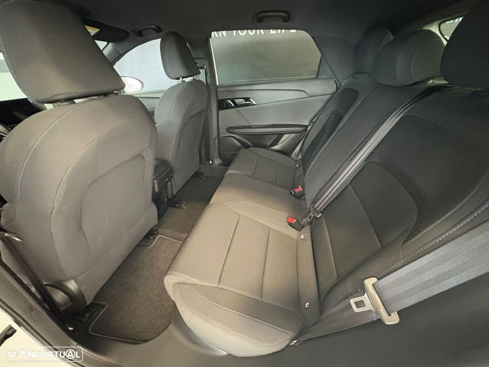 MG MG4 64 kWh Comfort - 6