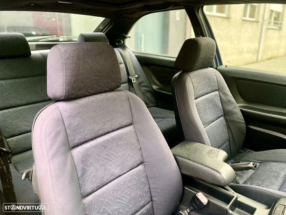 BMW 318 tds Compact Exclusive Edit - 18