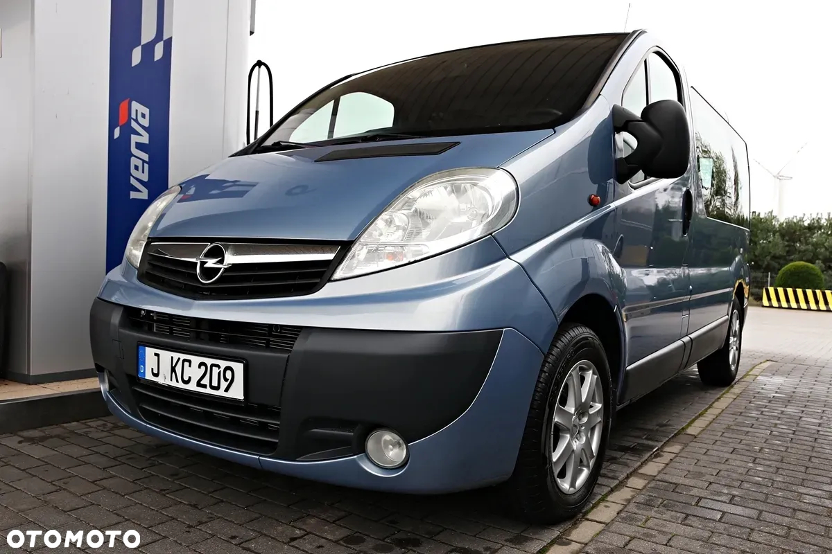 Opel Vivaro - 31