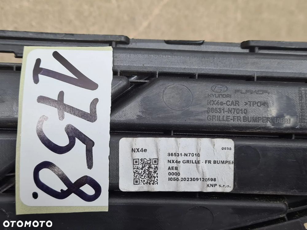 Hyundai Tucson IV 4 środkowa kratka zderzaka przód 86531-N7010 - 6