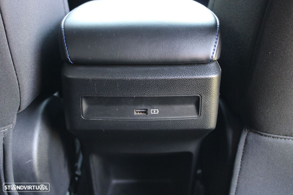 MG MG4 64 kWh Comfort - 28
