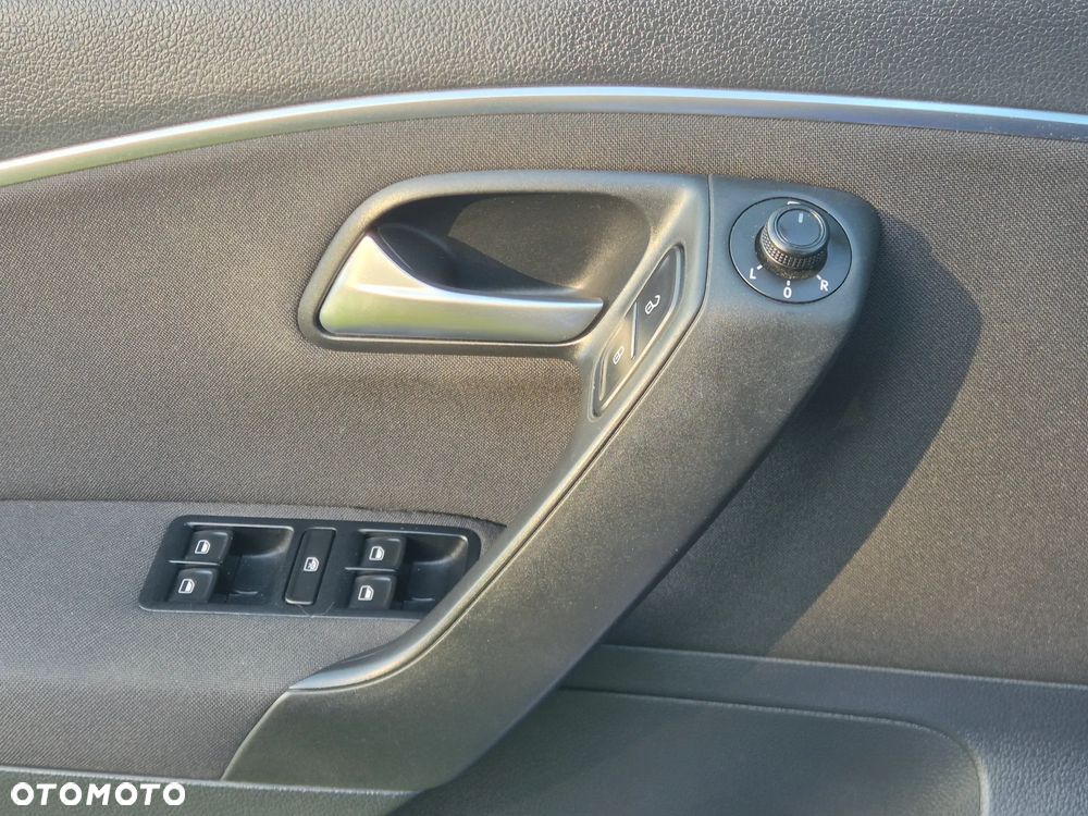 Volkswagen Polo - 17