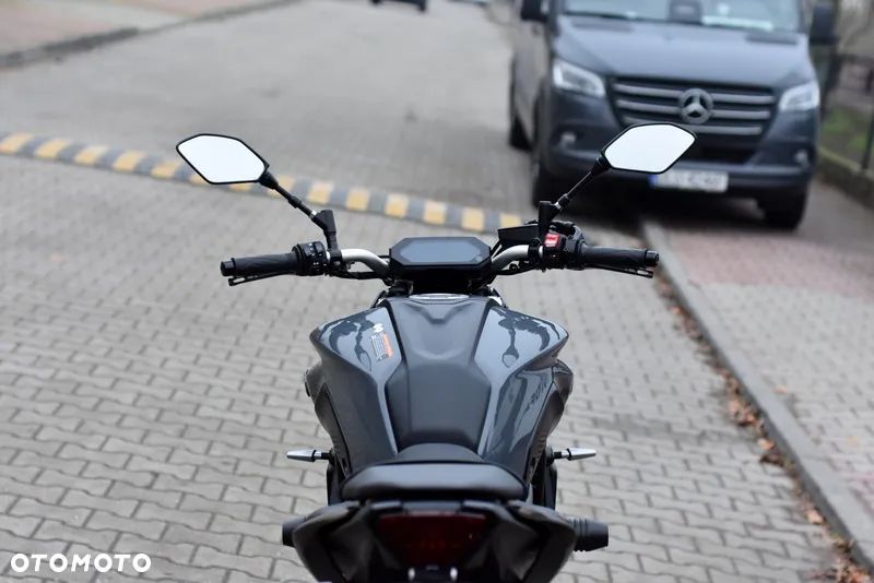 Yamaha MT - 16