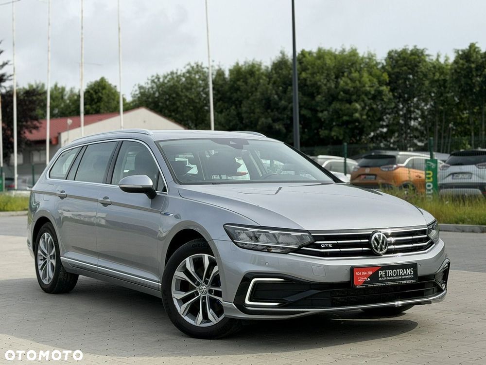 Volkswagen Passat - 15