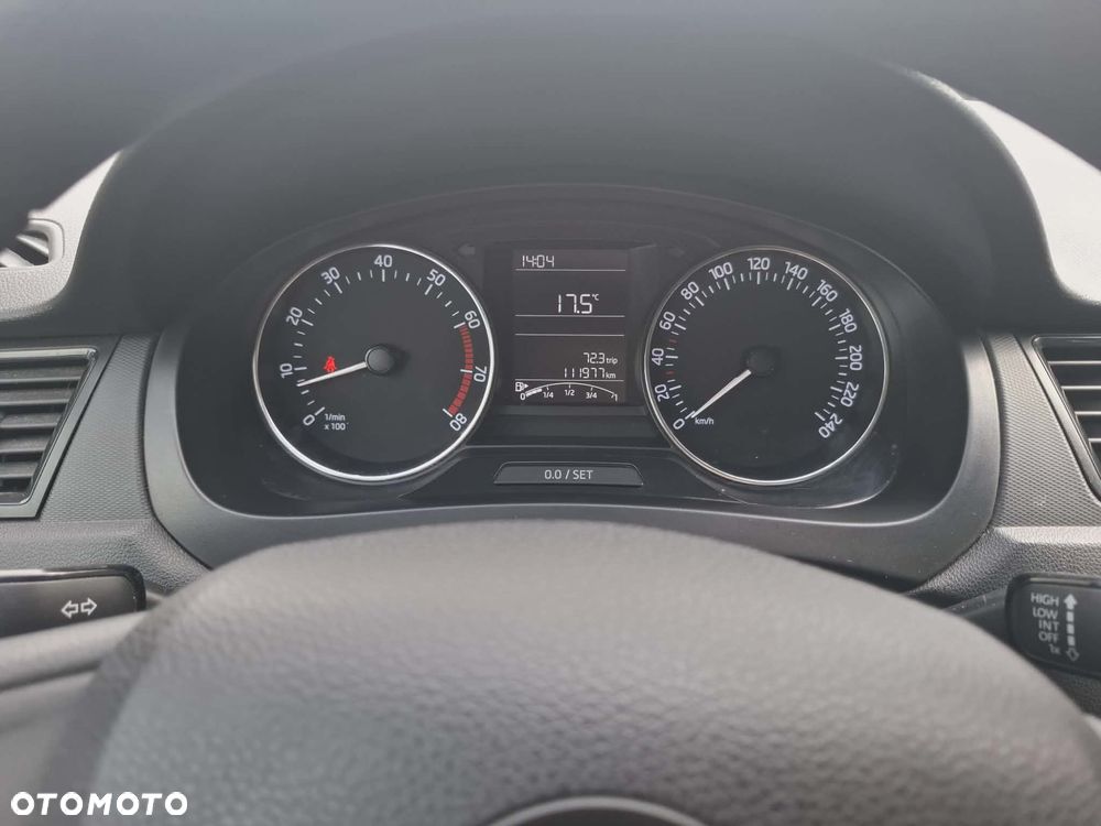 Skoda RAPID 1.2 TSI Active - 4