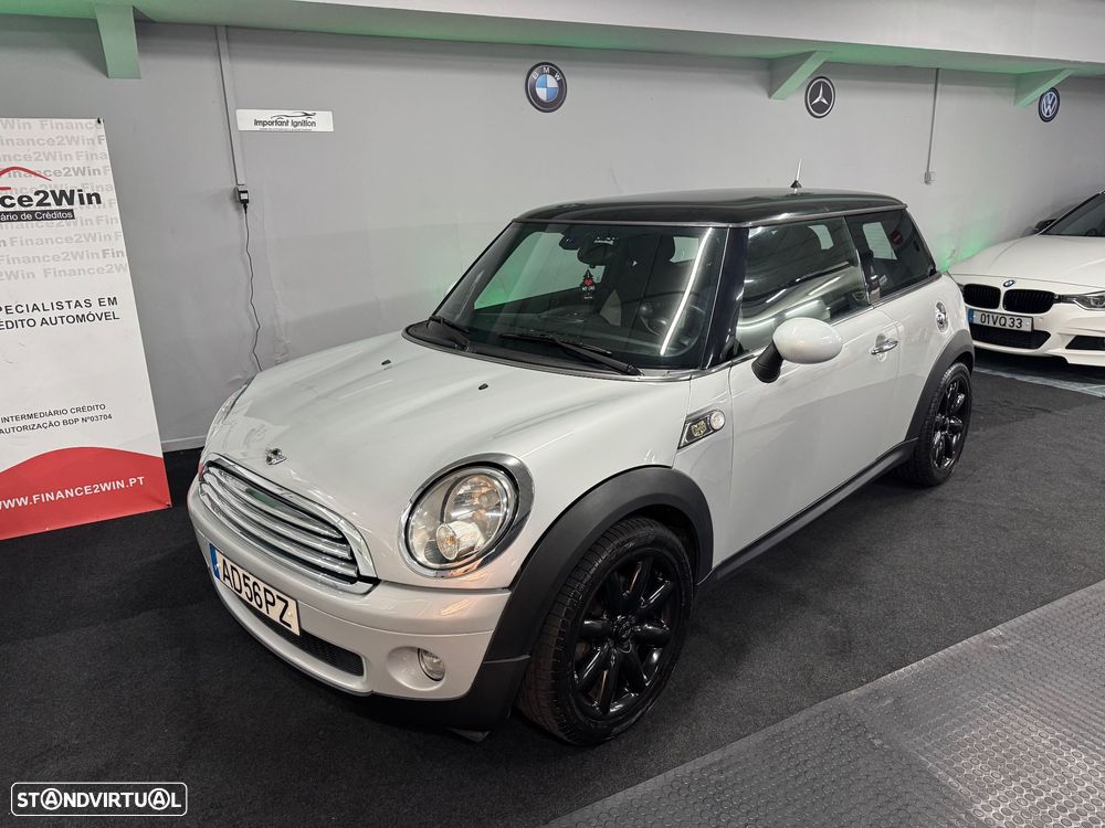 MINI 3 Portas Cooper D - 3