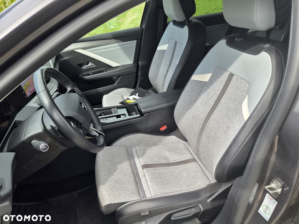 Opel Astra 1.5 D Automatik Business Edition - 18