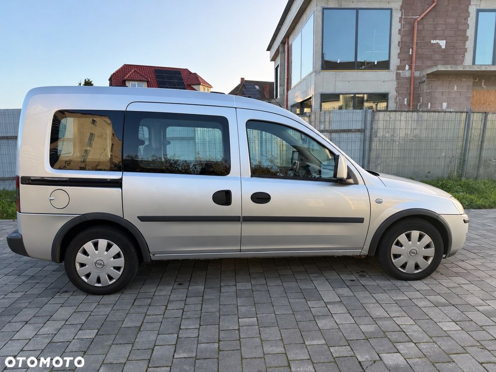 Opel Combo 2006 photo 2