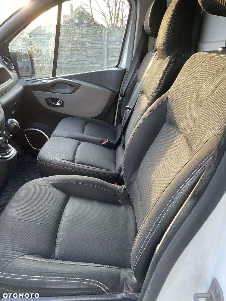 Renault Trafic - 14
