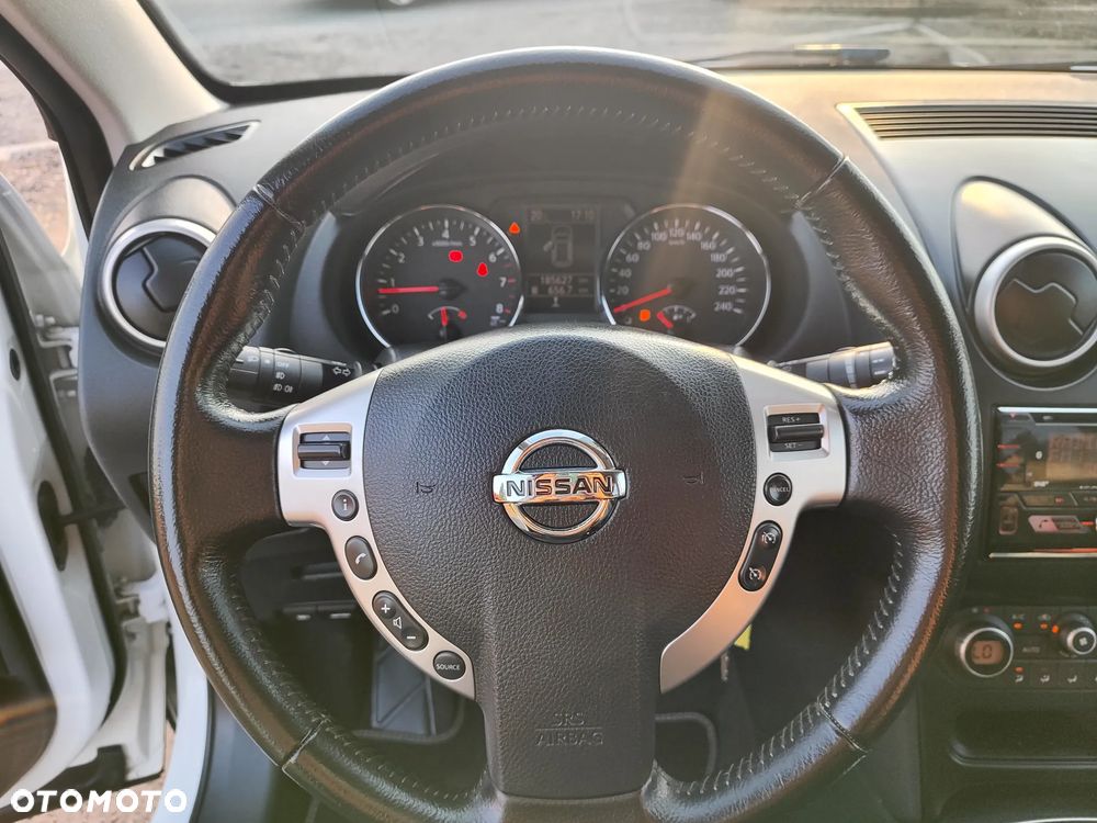 Nissan Qashqai+2 2.0 Acenta - 24