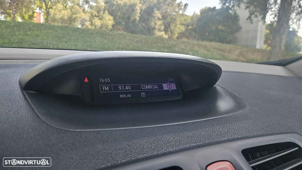 Renault Mégane Sport Tourer 1.5 dCi Luxe - 14