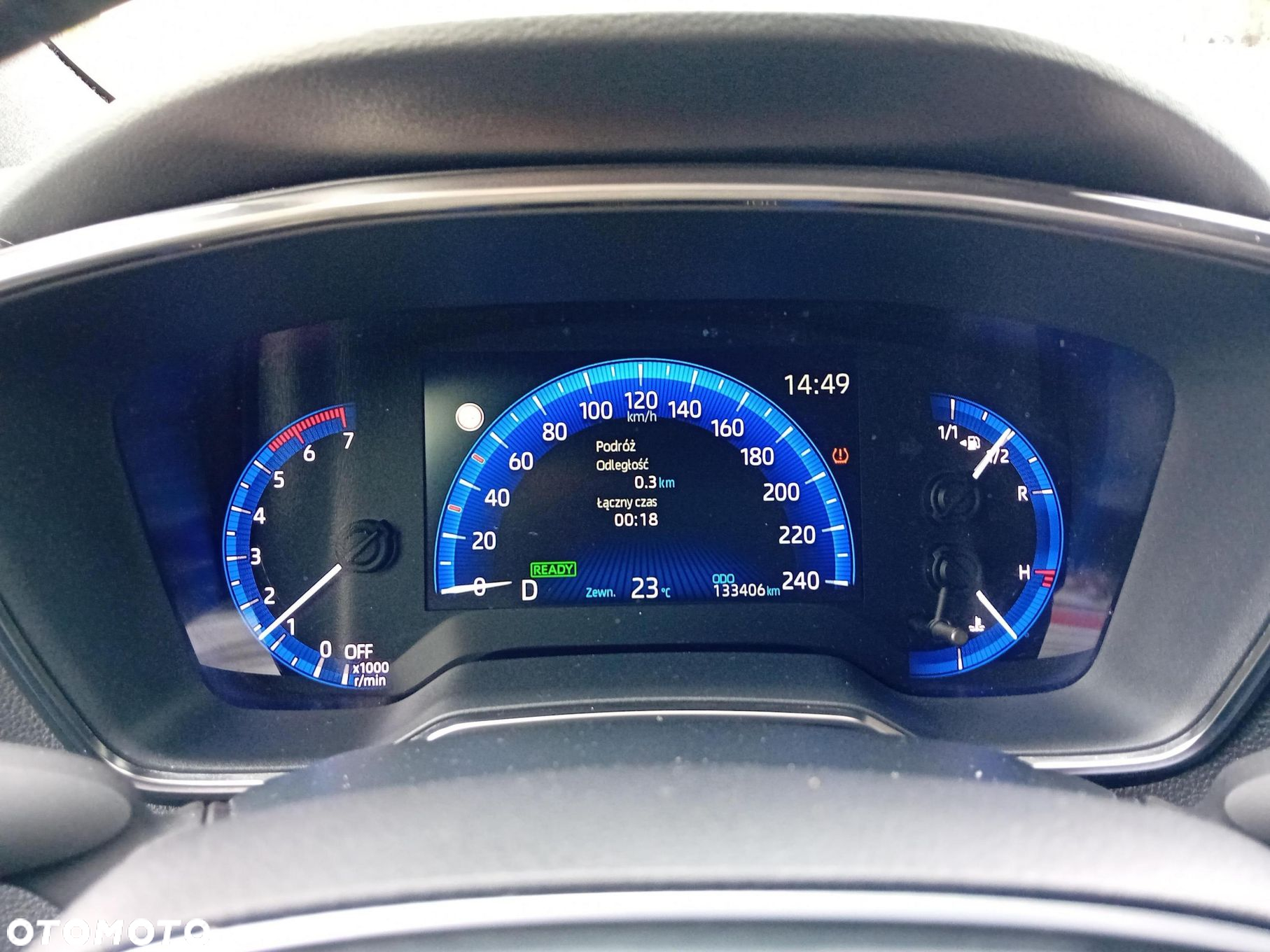 Toyota Corolla - 12