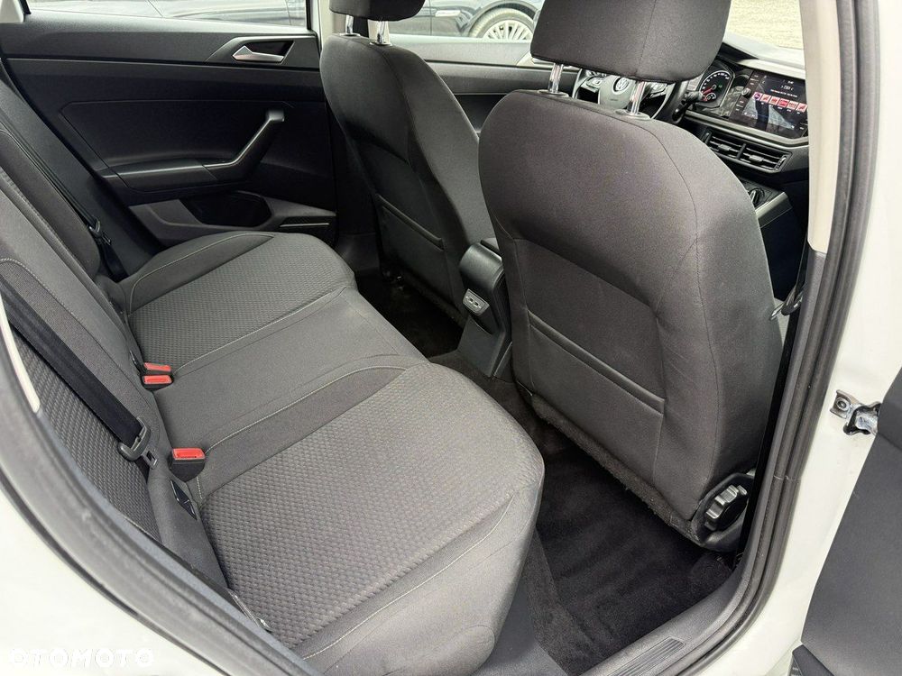 Volkswagen Polo - 35