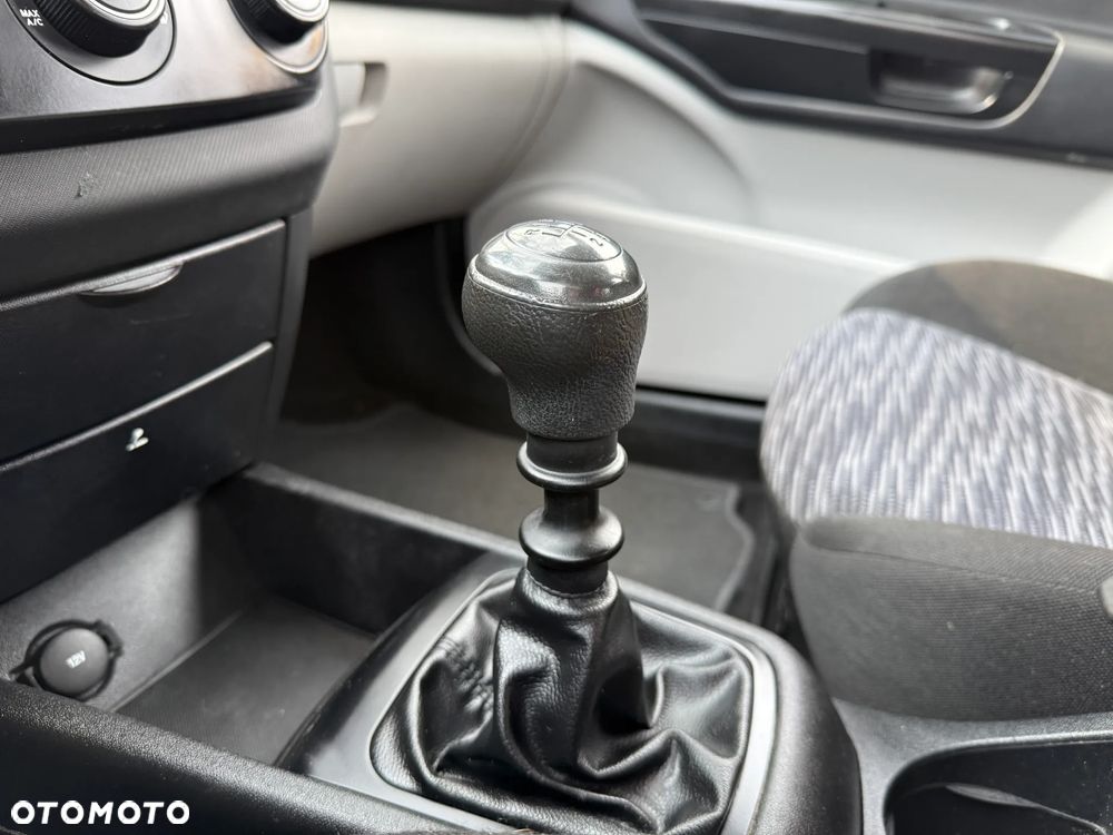 Kia Ceed 1.4 CVVT LX - 17