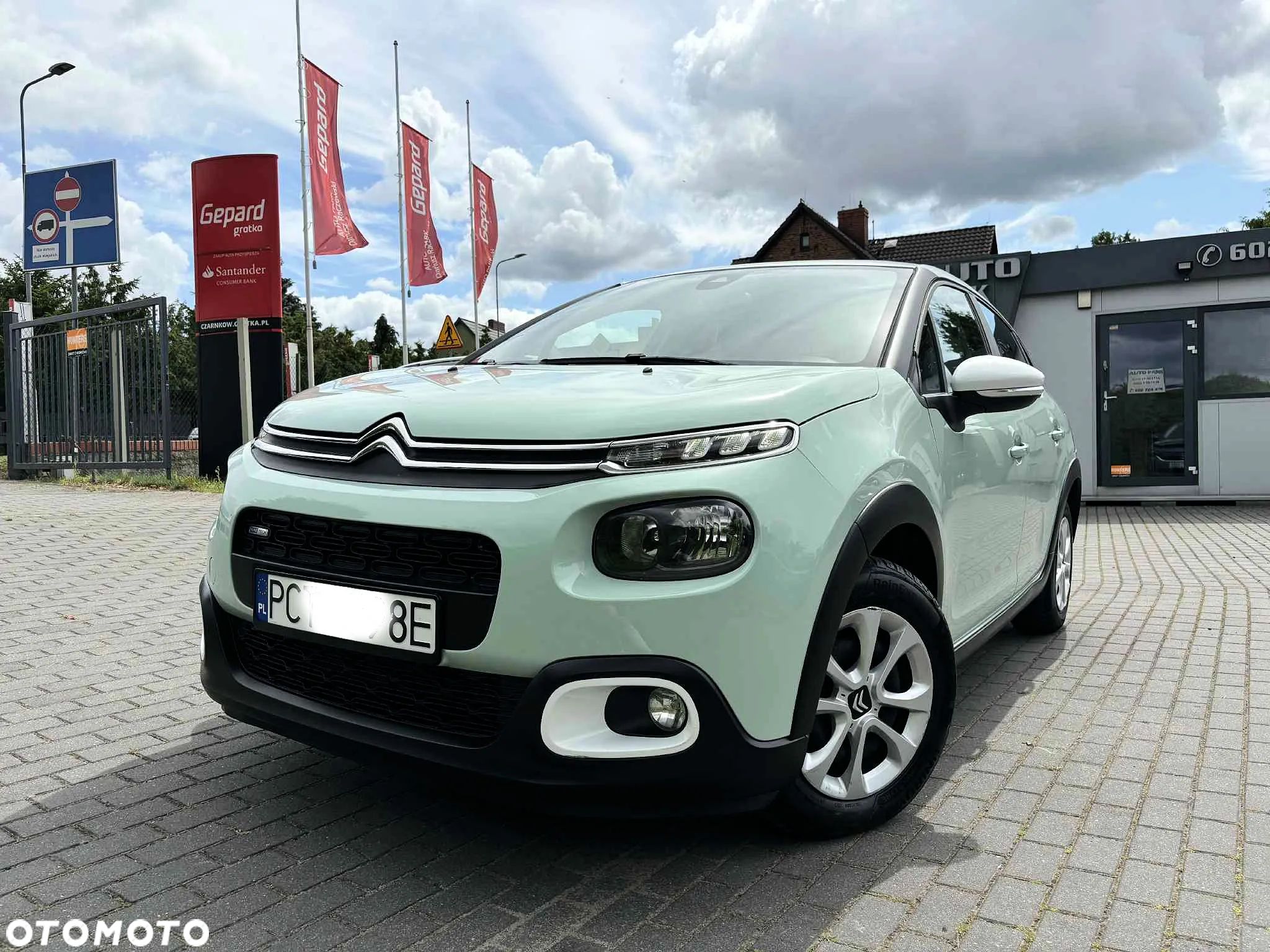 Citroën C3 1.2 PureTech Exclusive - 1