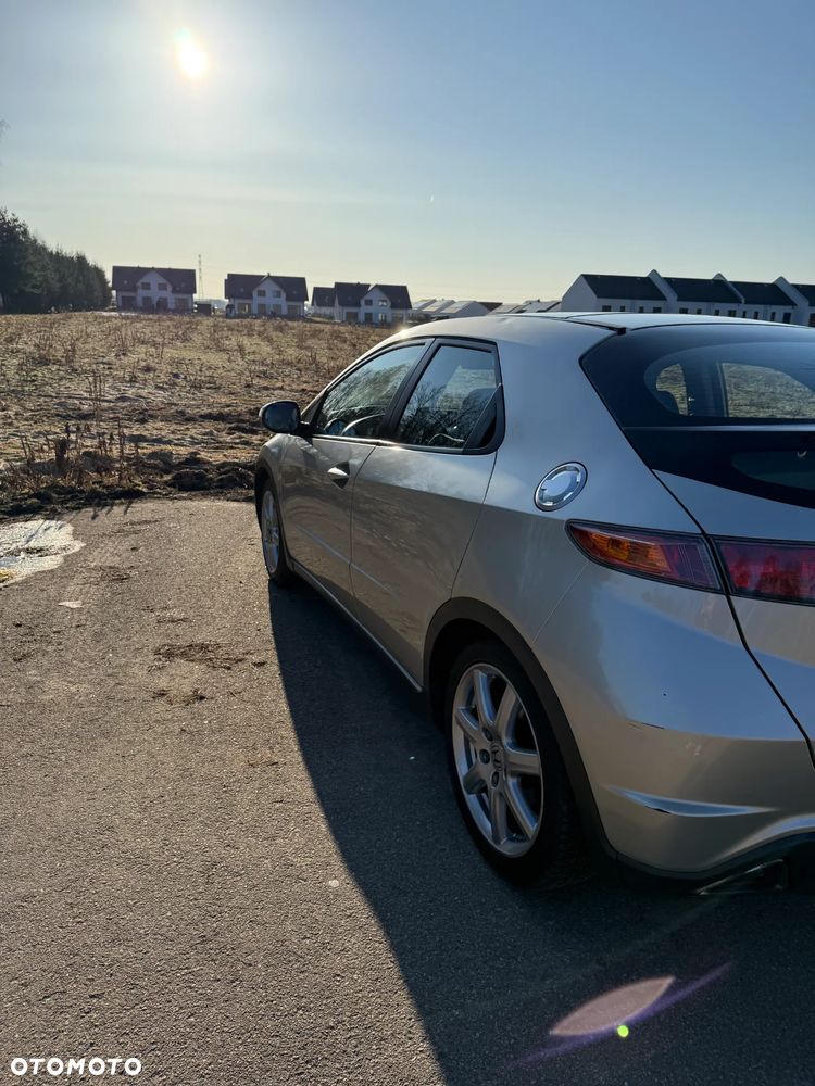 Honda Civic 1.8i-VTEC Comfort - 10