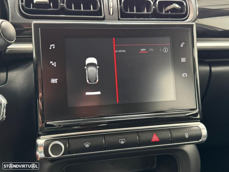Citroën C3 1.2 PureTech Shine - 27