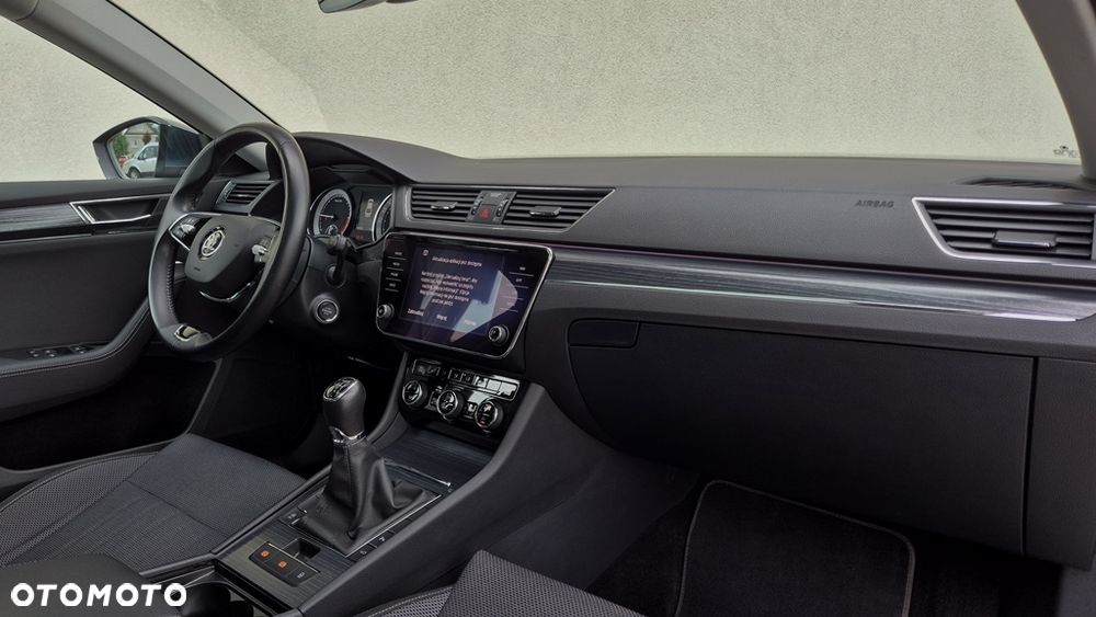 Skoda Superb - 24