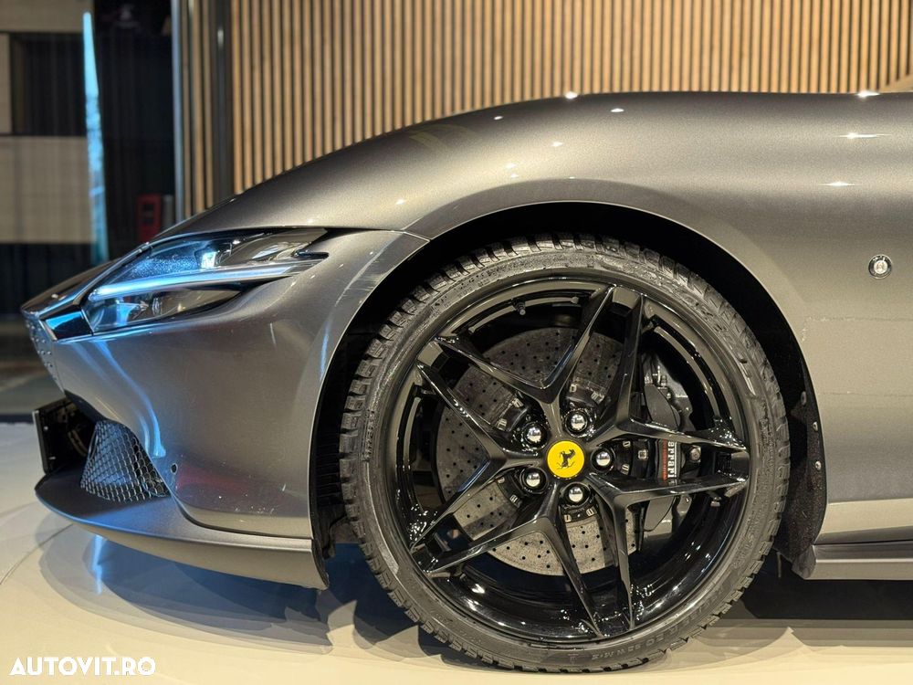 Ferrari Roma - 9